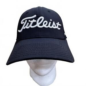 Titleist Golf Hat Cap Fitted Mens Small Medium Black Pro V1 Mesh New Era FJ
